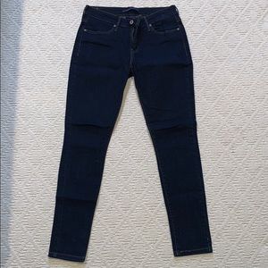 Levi’s skinny jean
